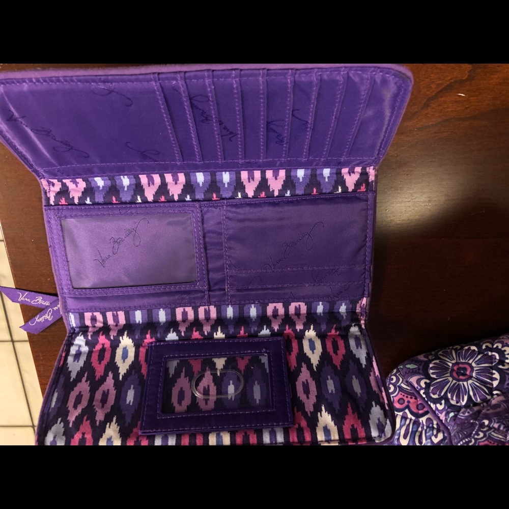Vera Bradley bifold wallet in lilac tapestry